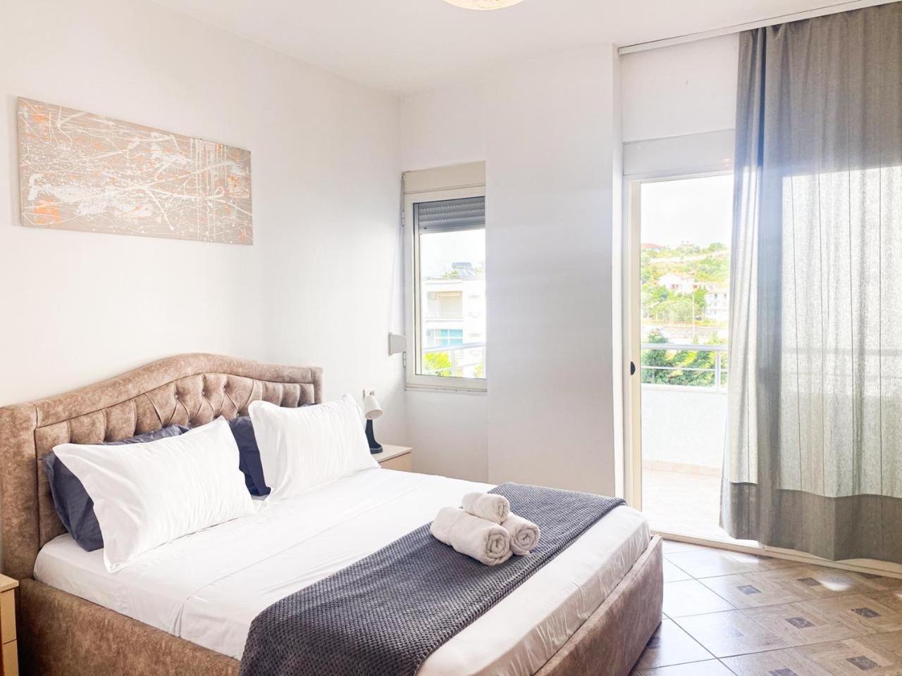 Lunasol Seaside Apartments Дуррес Екстер'єр фото